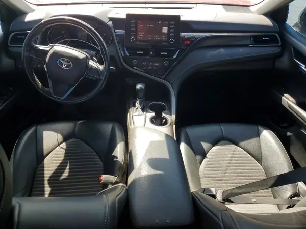 4T1G11AK3MU415468 2021 TOYOTA CAMRY - Image 8