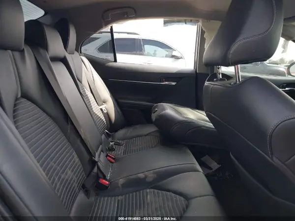 4T1G11AK3MU421254 2021 TOYOTA CAMRY - Image 8