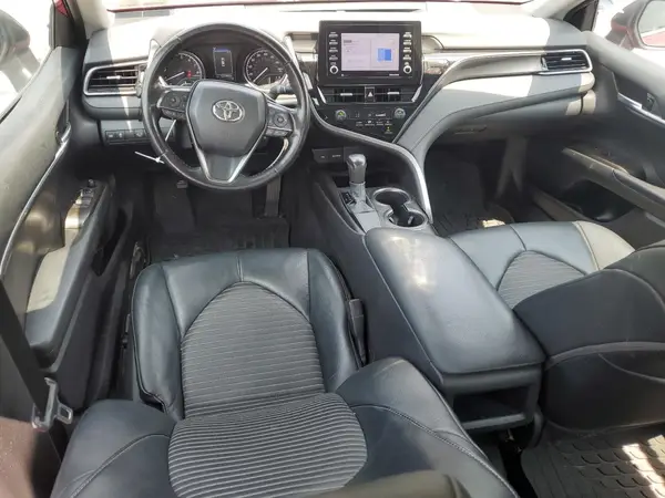4T1G11AK3MU424641 2021 TOYOTA CAMRY - Image 8