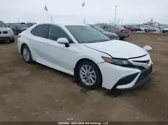 4T1G11AK3MU427992 2021 TOYOTA CAMRY