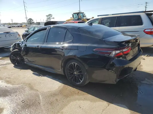 4T1G11AK3MU435476 2021 TOYOTA CAMRY - Image 2