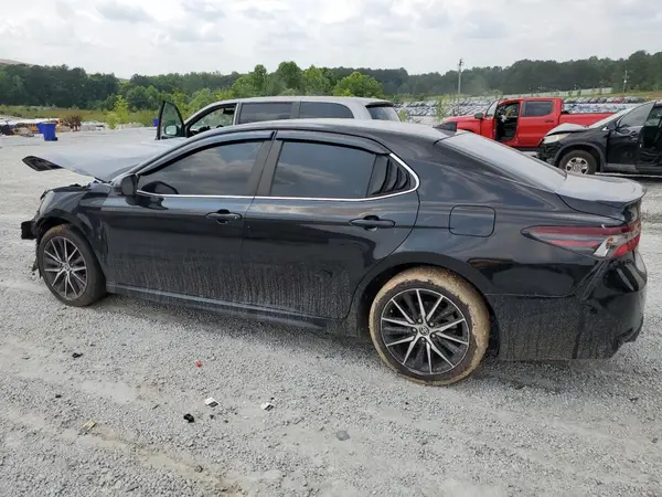 4T1G11AK3MU443903 2021 TOYOTA CAMRY - Image 2