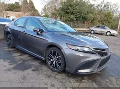 4T1G11AK3MU444131 2021 TOYOTA CAMRY