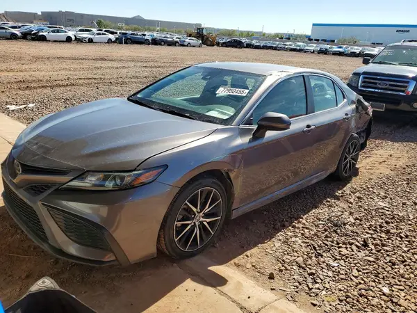 4T1G11AK3MU445828 2021 TOYOTA CAMRY - Image 1