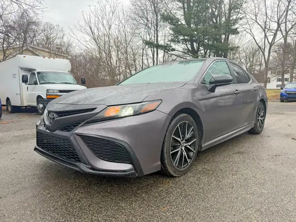 4T1G11AK3MU448244 2021 TOYOTA CAMRY - Image 2