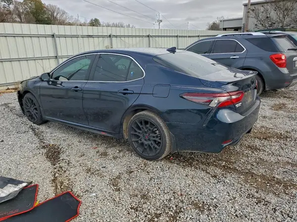 4T1G11AK3MU453931 2021 TOYOTA CAMRY - Image 2