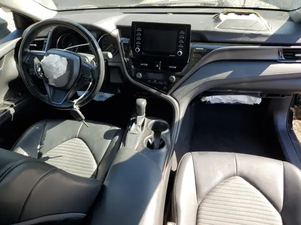 4T1G11AK3MU458661 2021 TOYOTA CAMRY - Image 8