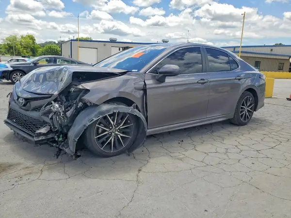 4T1G11AK3MU460698 2021 TOYOTA CAMRY