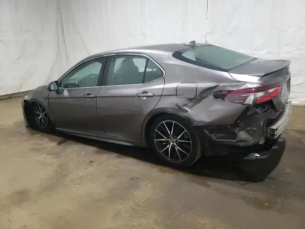 4T1G11AK3MU464136 2021 TOYOTA CAMRY - Image 2