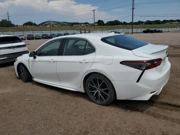 4T1G11AK3MU464976 2021 TOYOTA CAMRY - Image 2