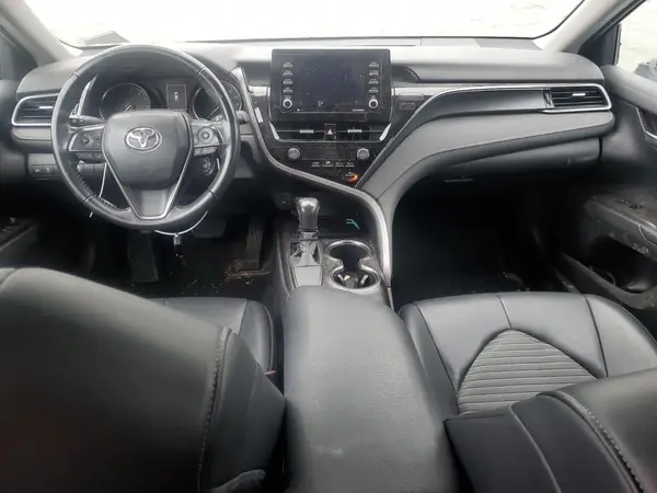4T1G11AK3MU465772 2021 TOYOTA CAMRY - Image 8
