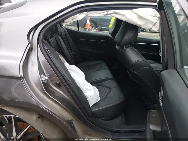 4T1G11AK3MU467103 2021 TOYOTA CAMRY - Image 8
