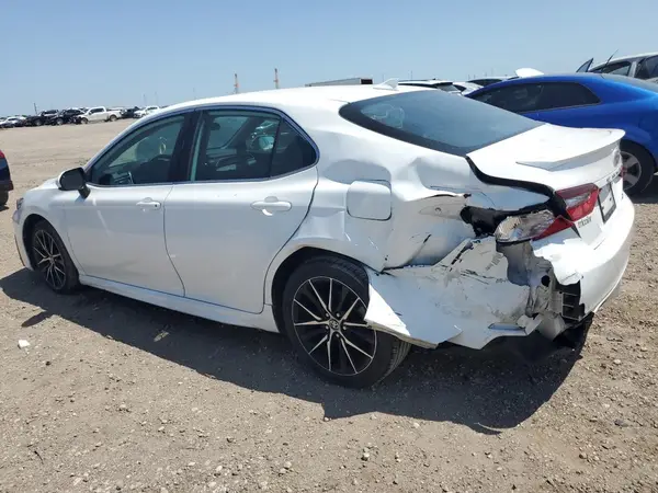 4T1G11AK3MU468929 2021 TOYOTA CAMRY - Image 2