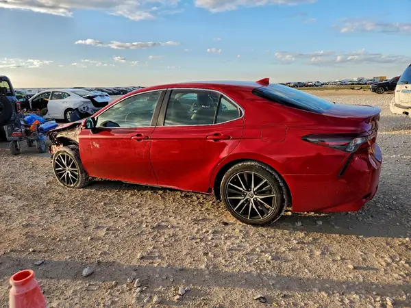 4T1G11AK3MU471524 2021 TOYOTA CAMRY - Image 2