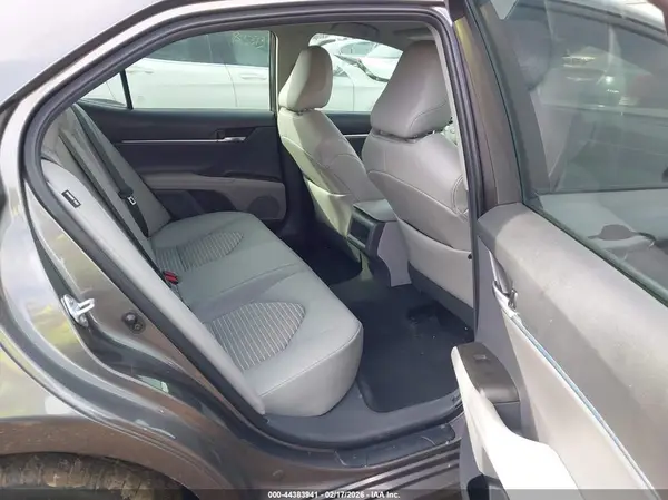 4T1G11AK3MU474536 2021 TOYOTA CAMRY - Image 8