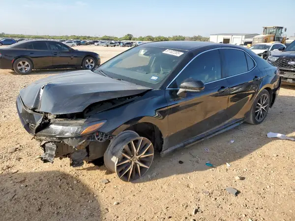4T1G11AK3MU481695 2021 TOYOTA CAMRY - Image 1