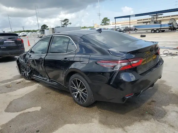4T1G11AK3MU482409 2021 TOYOTA CAMRY - Image 2