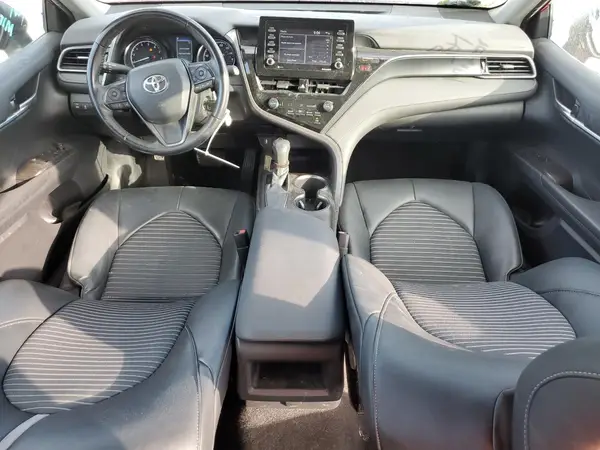 4T1G11AK3MU483768 2021 TOYOTA CAMRY - Image 8