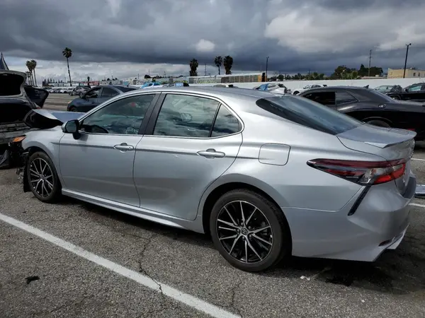 4T1G11AK3MU486587 2021 TOYOTA CAMRY - Image 2