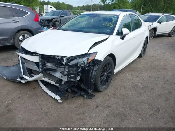 4T1G11AK3MU487240 2021 TOYOTA CAMRY - Image 2