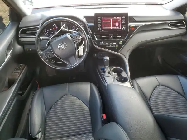 4T1G11AK3MU489005 2021 TOYOTA CAMRY - Image 8