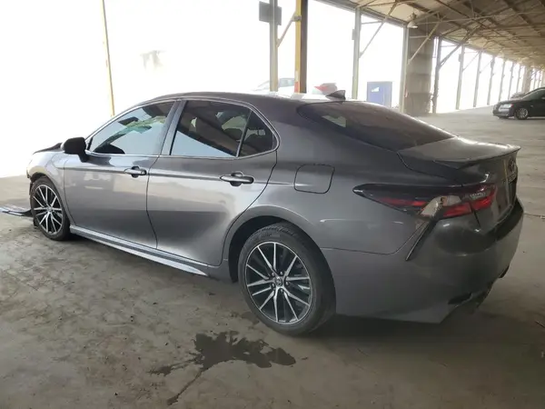 4T1G11AK3MU512377 2021 TOYOTA CAMRY - Image 2