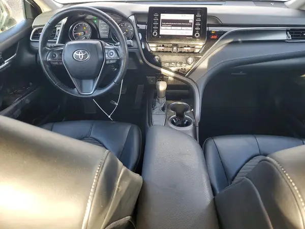 4T1G11AK3MU520155 2021 TOYOTA CAMRY - Image 8