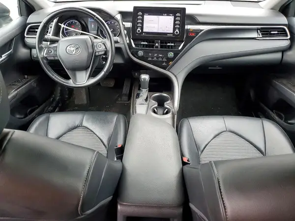 4T1G11AK3MU520947 2021 TOYOTA CAMRY - Image 8