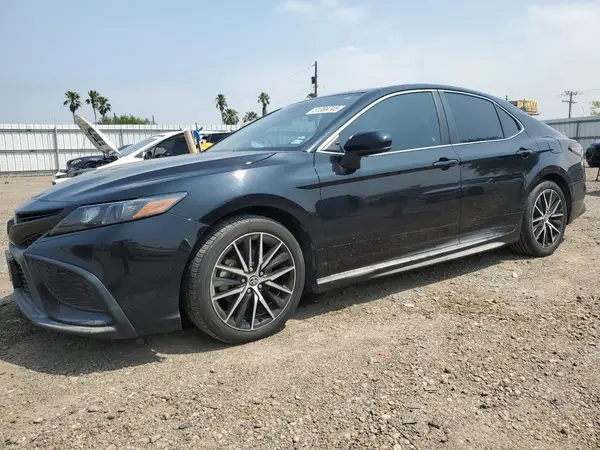 4T1G11AK3MU526683 2021 TOYOTA CAMRY - Image 1