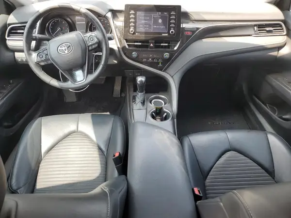 4T1G11AK3MU526683 2021 TOYOTA CAMRY - Image 8