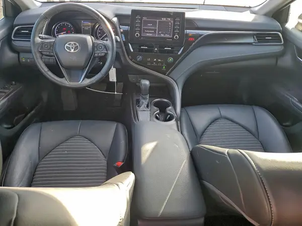 4T1G11AK3MU528224 2021 TOYOTA CAMRY - Image 8
