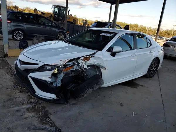 4T1G11AK3MU530491 2021 TOYOTA CAMRY - Image 1