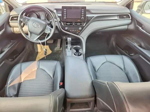 4T1G11AK3MU533701 2021 TOYOTA CAMRY - Image 8