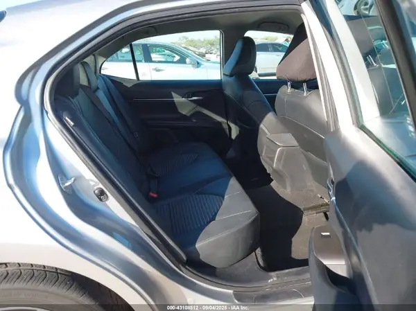 4T1G11AK3MU537117 2021 TOYOTA CAMRY - Image 8