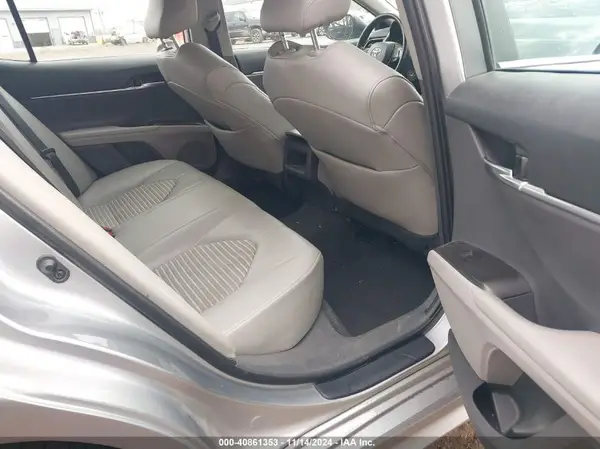4T1G11AK3MU538395 2021 TOYOTA CAMRY - Image 8