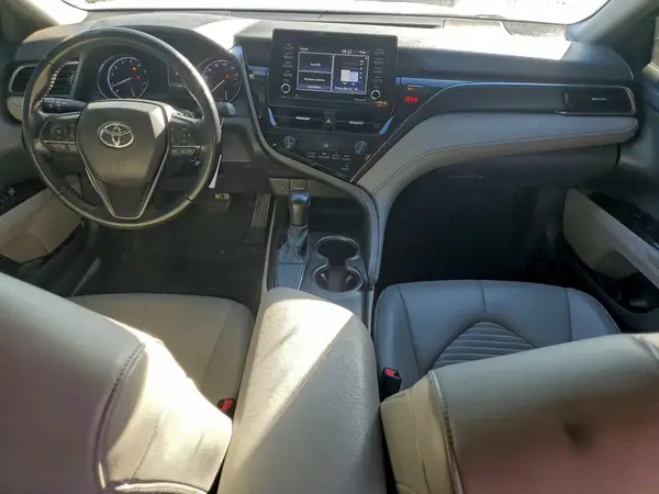 4T1G11AK3MU548876 2021 TOYOTA CAMRY - Image 8