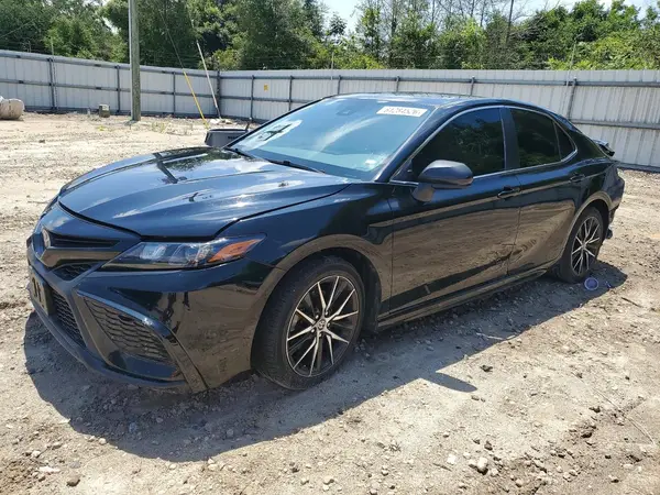 4T1G11AK3MU551292 2021 TOYOTA CAMRY - Image 1