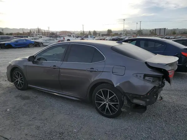 4T1G11AK3MU552135 2021 TOYOTA CAMRY - Image 2