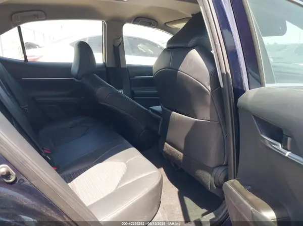 4T1G11AK3MU552152 2021 TOYOTA CAMRY - Image 8
