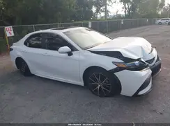 4T1G11AK3MU556038 2021 TOYOTA CAMRY