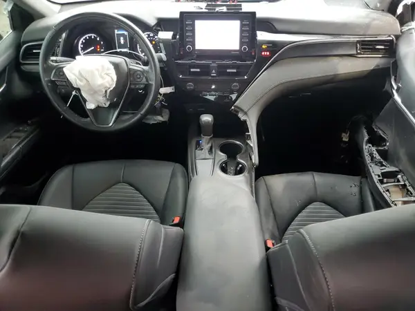 4T1G11AK3MU556878 2021 TOYOTA CAMRY - Image 8