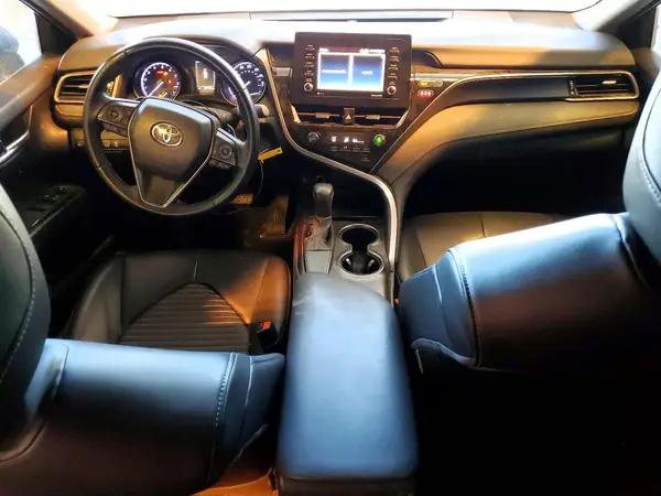 4T1G11AK3MU557450 2021 TOYOTA CAMRY - Image 8