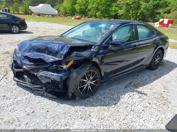 4T1G11AK3MU559893 2021 TOYOTA CAMRY - Image 2