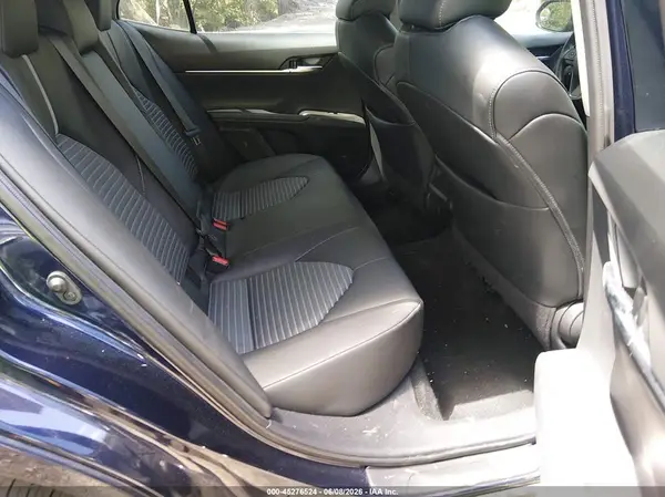 4T1G11AK3MU560610 2021 TOYOTA CAMRY - Image 8
