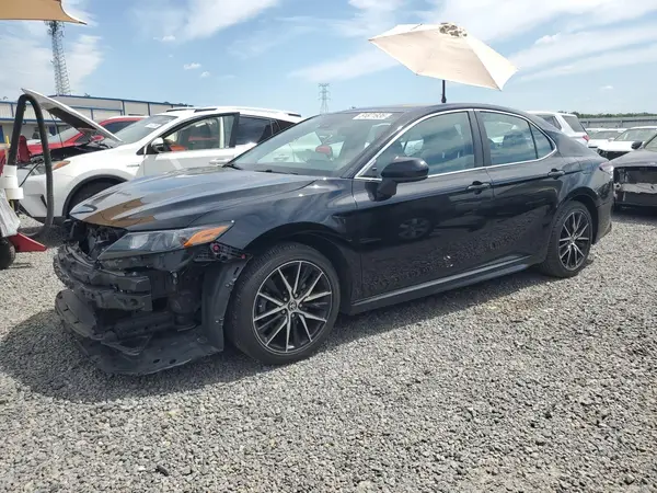 4T1G11AK3MU564236 2021 TOYOTA CAMRY - Image 1