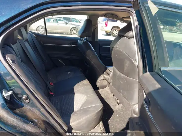 4T1G11AK3MU574250 2021 TOYOTA CAMRY - Image 8