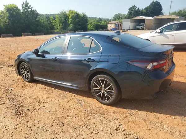4T1G11AK3MU574846 2021 TOYOTA CAMRY - Image 2