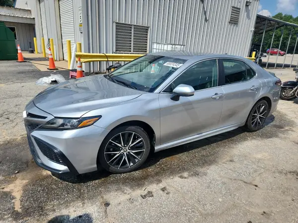 4T1G11AK3MU578315 2021 TOYOTA CAMRY - Image 1