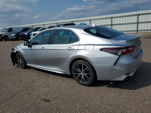 4T1G11AK3MU578427 2021 TOYOTA CAMRY - Image 2