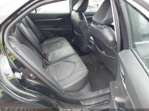 4T1G11AK3MU580825 2021 TOYOTA CAMRY - Image 8